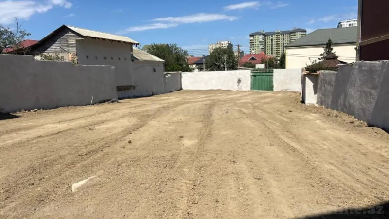 Satılır Torpaq 3.2 sot Badamdar