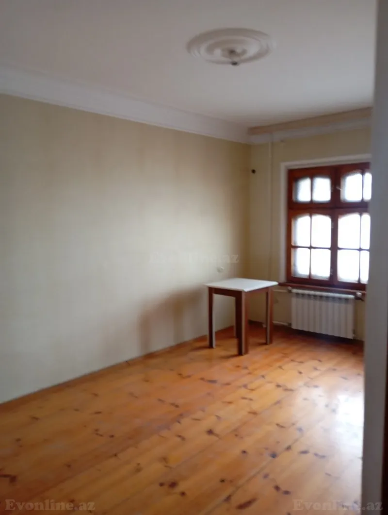 Kirayə verilir 3 otaqlı Mənzil Köhnə tikili 65 m² Neftçilər m. - şəkil 2