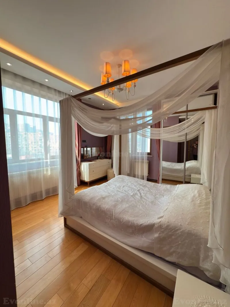 Satılır 3 otaqlı Mənzil Yeni tikili 156 m² 8 Noyabr m. - şəkil 7