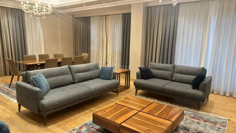 Kirayə verilir 5 otaqlı Mənzil Yeni tikili 250 m² Nəsimi r. - şəkil 8