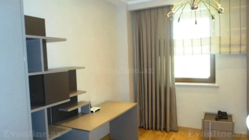 Kirayə verilir 5 otaqlı Mənzil Yeni tikili 250 m² Nəsimi r. - şəkil 18