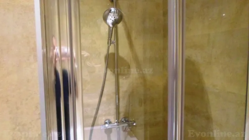 Kirayə verilir 5 otaqlı Mənzil Yeni tikili 250 m² Nəsimi r. - şəkil 29