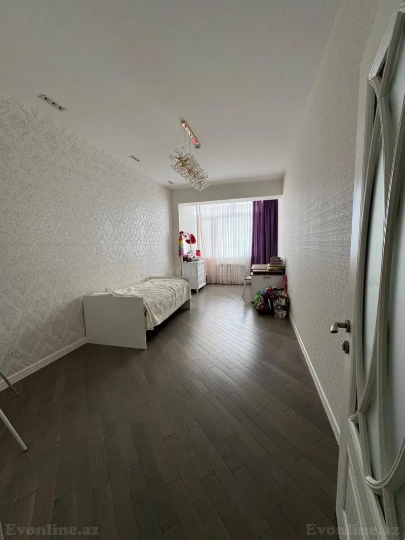 Satılır 6 otaqlı Mənzil Yeni tikili 270 m² Qara Qarayev m. - şəkil 10