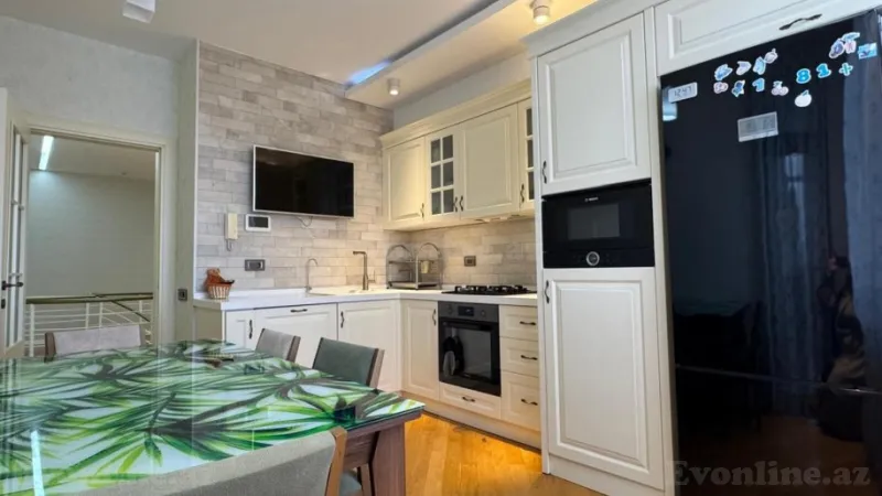 Satılır 6 otaqlı Mənzil Yeni tikili 270 m² Qara Qarayev m. - şəkil 14