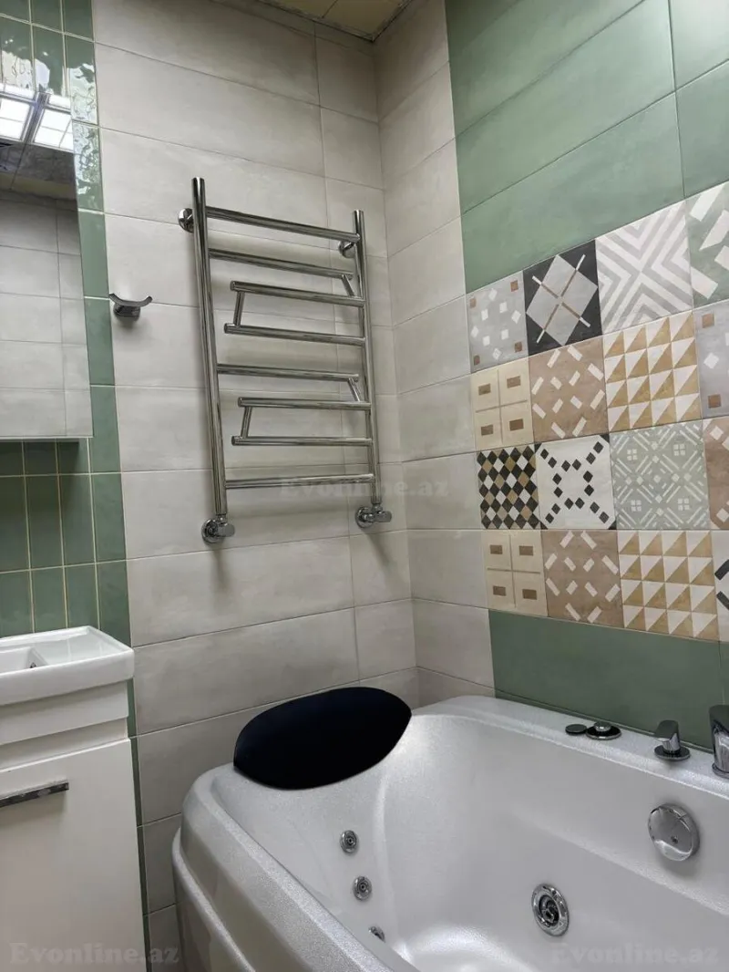 Satılır 6 otaqlı Mənzil Yeni tikili 270 m² Qara Qarayev m. - şəkil 20