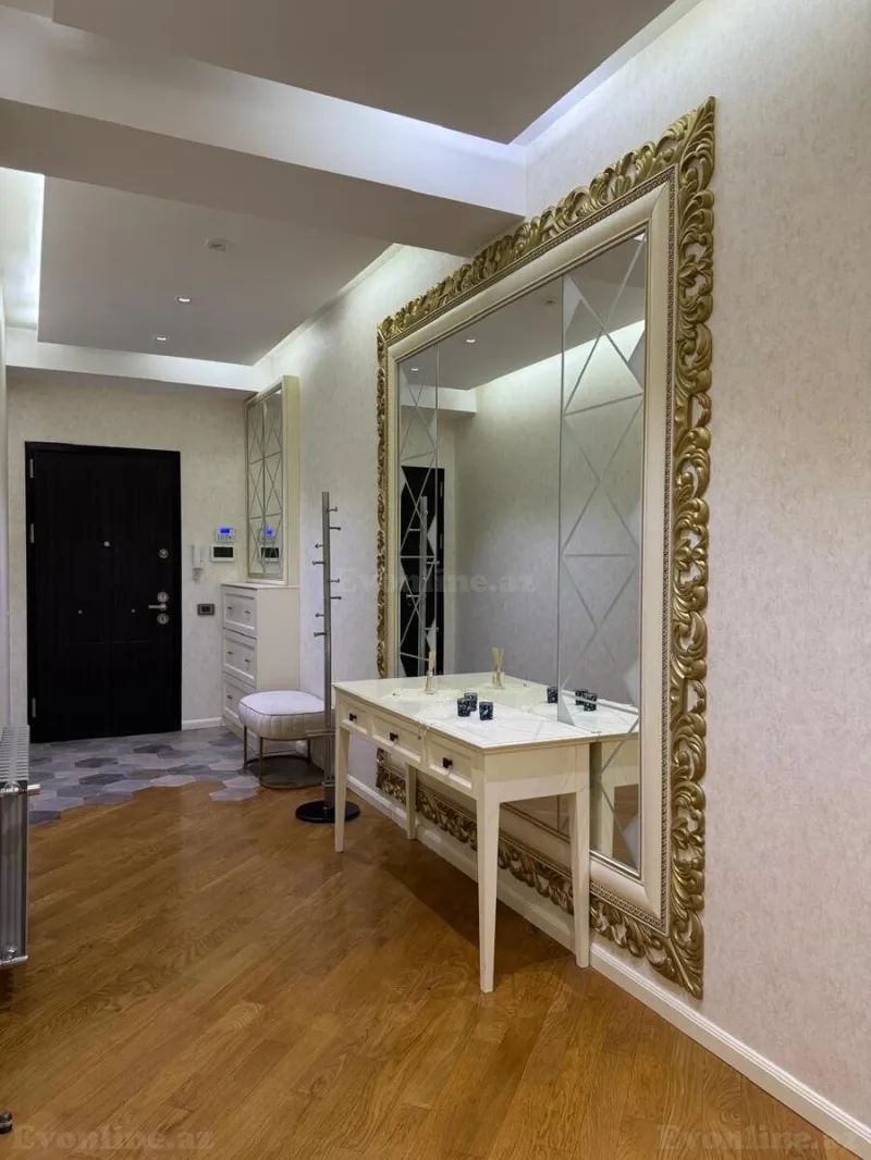 Satılır 6 otaqlı Mənzil Yeni tikili 270 m² Qara Qarayev m. - şəkil 26