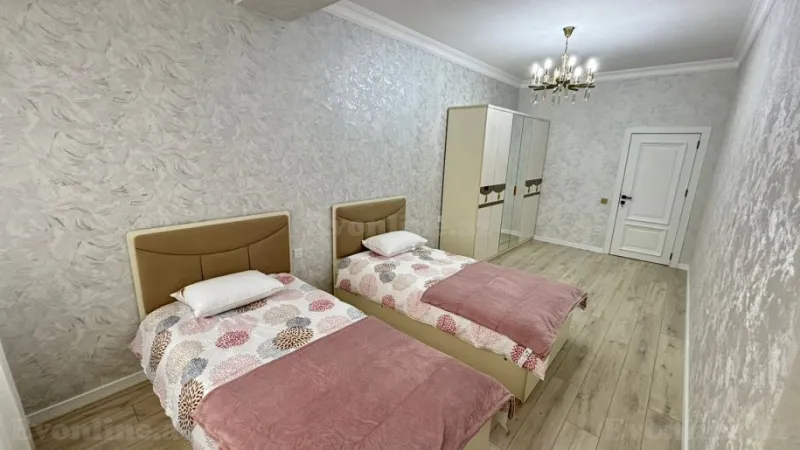 Kirayə verilir 3 otaqlı Mənzil Yeni tikili 150 m² Nərimanov r. - şəkil 7