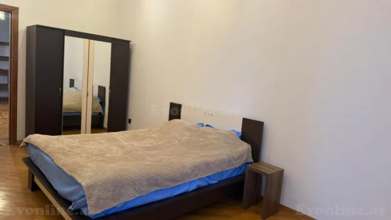 Kirayə verilir 4 otaqlı Mənzil Yeni tikili 200 m² 28 May m. - şəkil 11