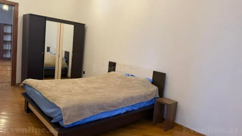 Kirayə verilir 4 otaqlı Mənzil Yeni tikili 200 m² 28 May m. - şəkil 19