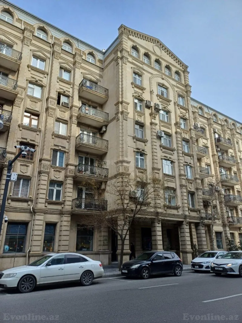 Kirayə verilir 2 otaqlı Mənzil Köhnə tikili 50 m² Sahil m. - şəkil 2