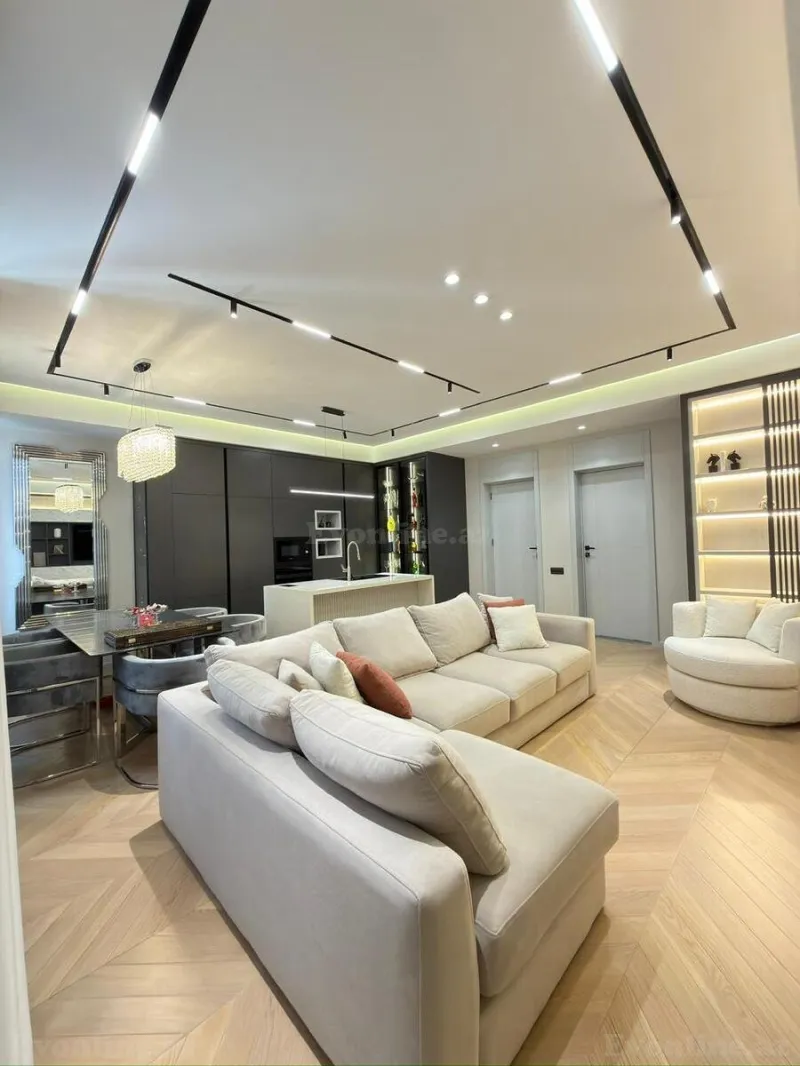 Satılır 3 otaqlı Mənzil Yeni tikili 135 m² 28 May m. - şəkil 2