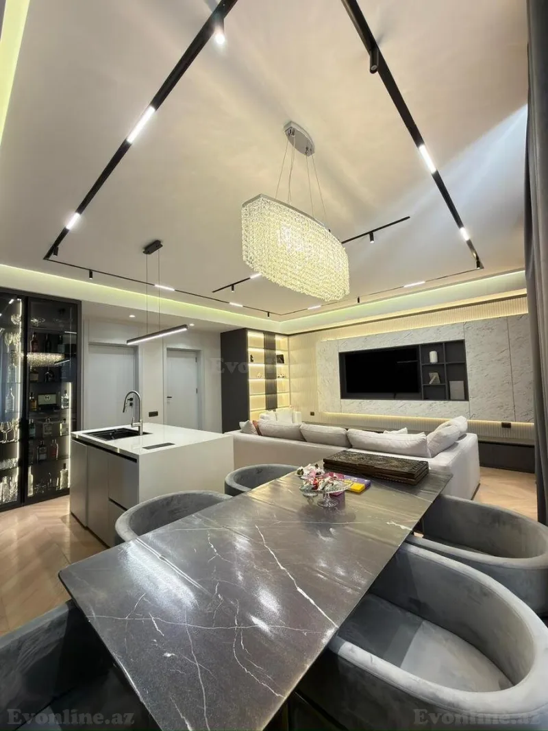 Satılır 3 otaqlı Mənzil Yeni tikili 135 m² 28 May m. - şəkil 3