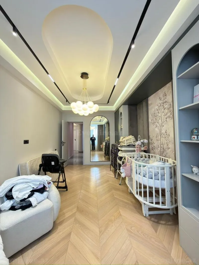 Satılır 3 otaqlı Mənzil Yeni tikili 135 m² 28 May m. - şəkil 11