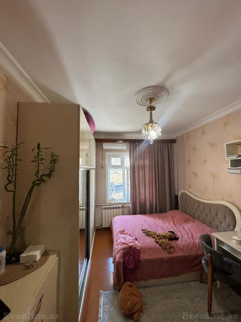 Satılır 4 otaqlı Mənzil Köhnə tikili 100 m² Yeni Yasamal - şəkil 5