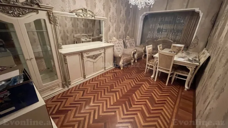 Satılır 3 otaqlı Mənzil Köhnə tikili 85 m² Azadlıq prospekti m.