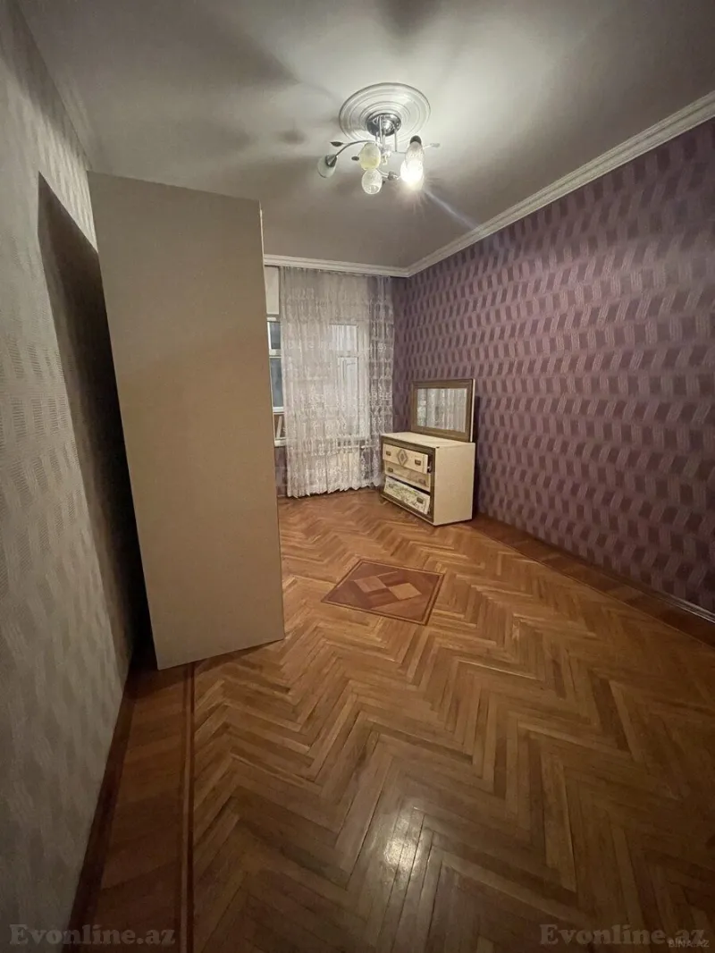 Satılır 3 otaqlı Mənzil Köhnə tikili 85 m² Azadlıq prospekti m. - şəkil 4