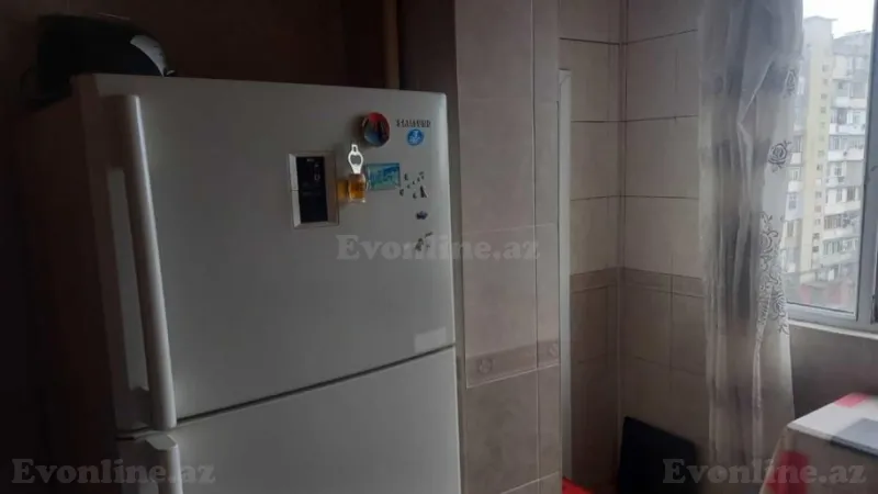 Satılır 3 otaqlı Mənzil Köhnə tikili 85 m² Azadlıq prospekti m. - şəkil 12