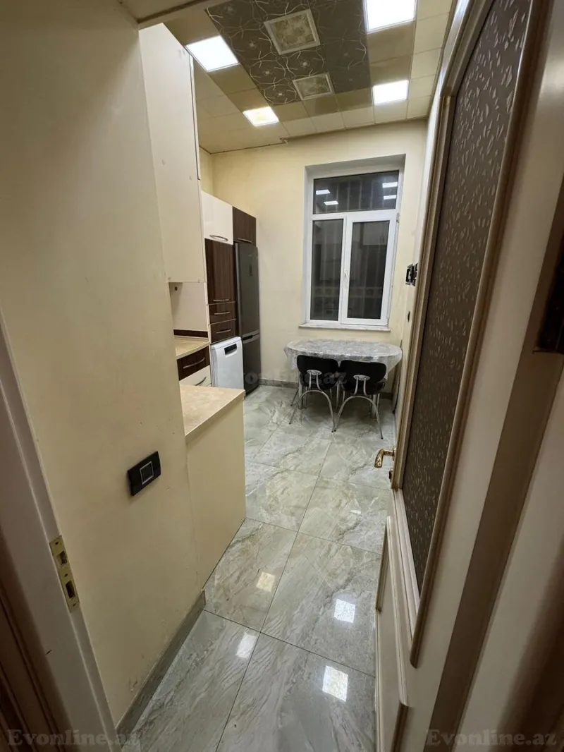 Kirayə verilir 3 otaqlı Mənzil Köhnə tikili 110 m² Elmlər Akademiyası m. - şəkil 8