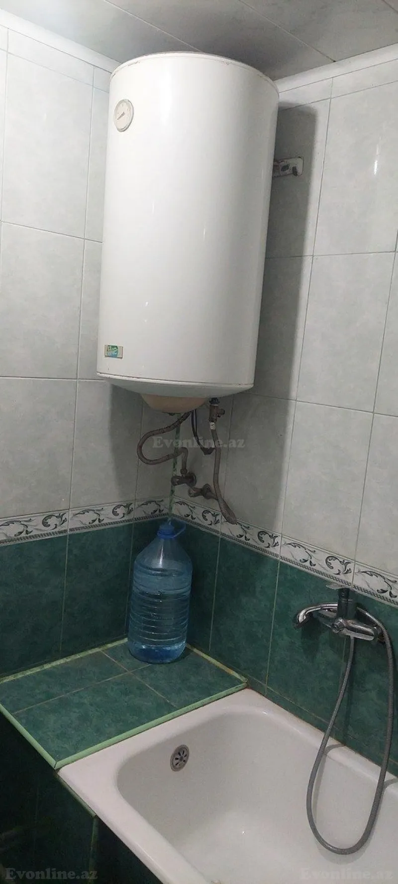 Satılır 3 otaqlı Mənzil Köhnə tikili 65 m² Xalqlar Dostluğu m. - şəkil 7