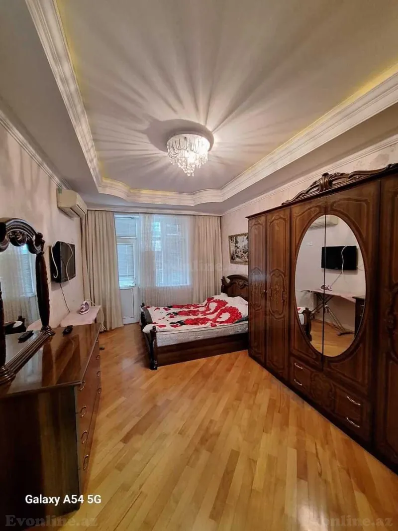 Satılır 3 otaqlı Mənzil Yeni tikili 130 m² Nəriman Nərimanov m. - şəkil 5