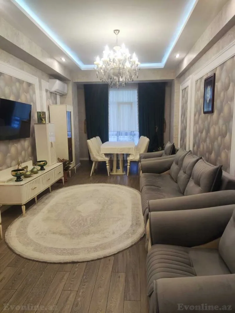 Satılır 3 otaqlı Mənzil Yeni tikili 135 m² 8-ci mikrorayon
