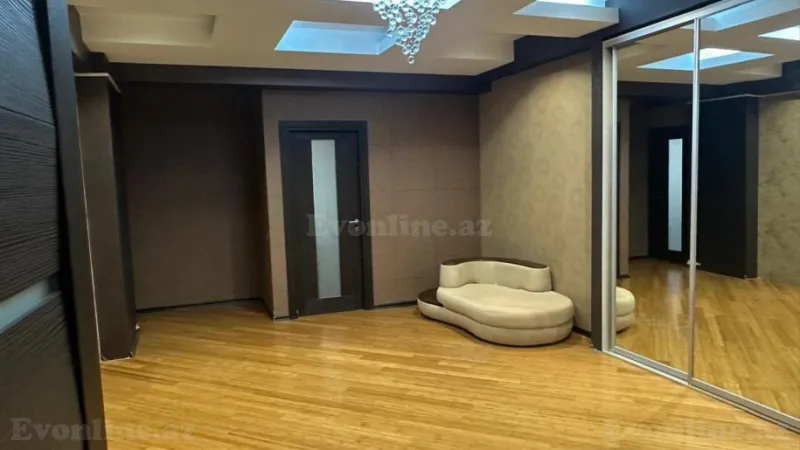 Satılır 3 otaqlı Mənzil Yeni tikili 170 m² 28 May m. - şəkil 25
