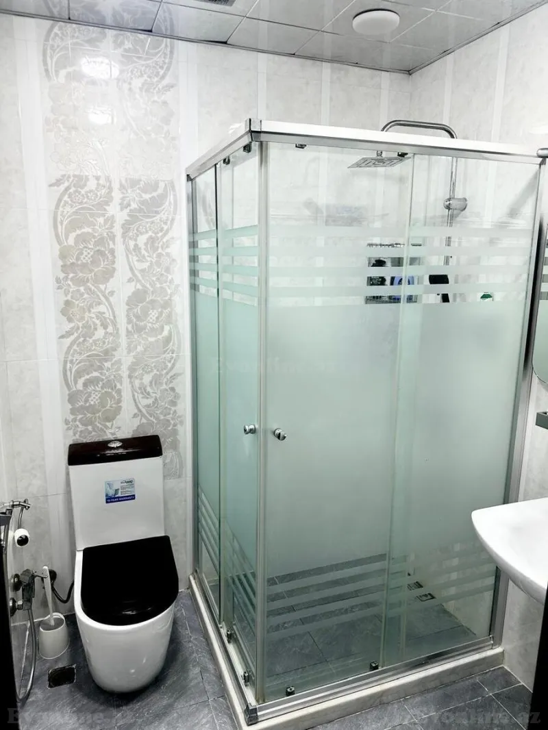 Satılır 3 otaqlı Mənzil Yeni tikili 170 m² 28 May m. - şəkil 28