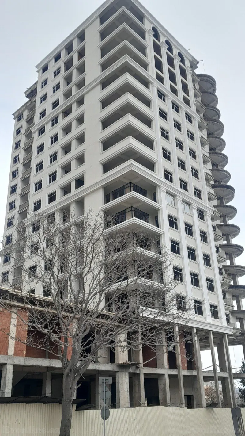 Satılır 3 otaqlı Mənzil Yeni tikili 145 m² 28 May m.