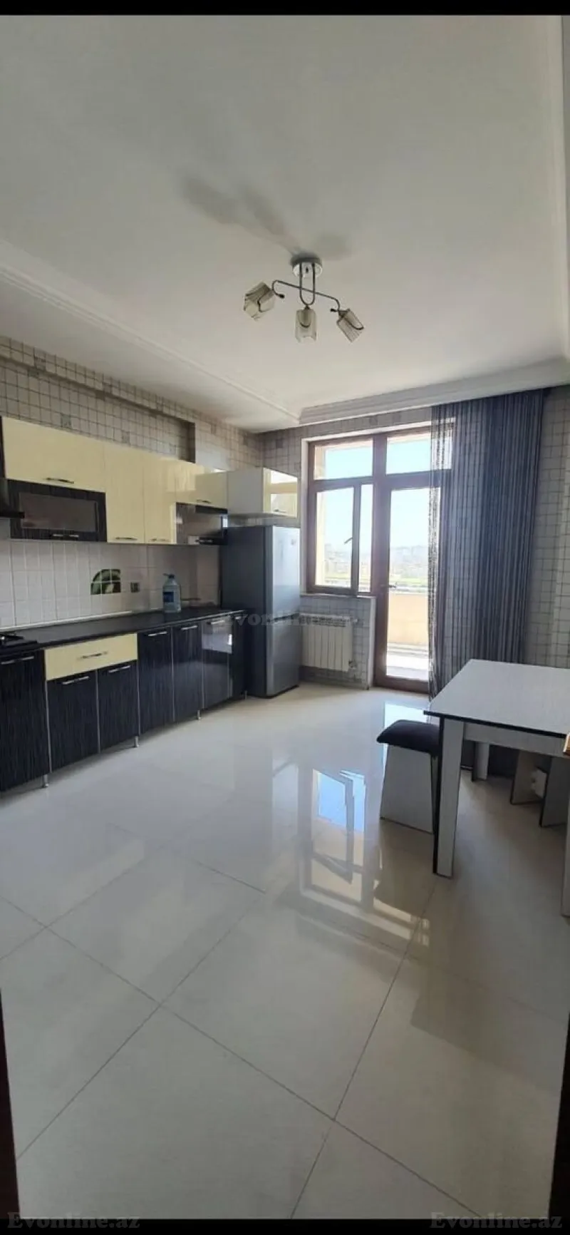 Kirayə verilir 2 otaqlı Mənzil Yeni tikili 105 m² Nəriman Nərimanov m.