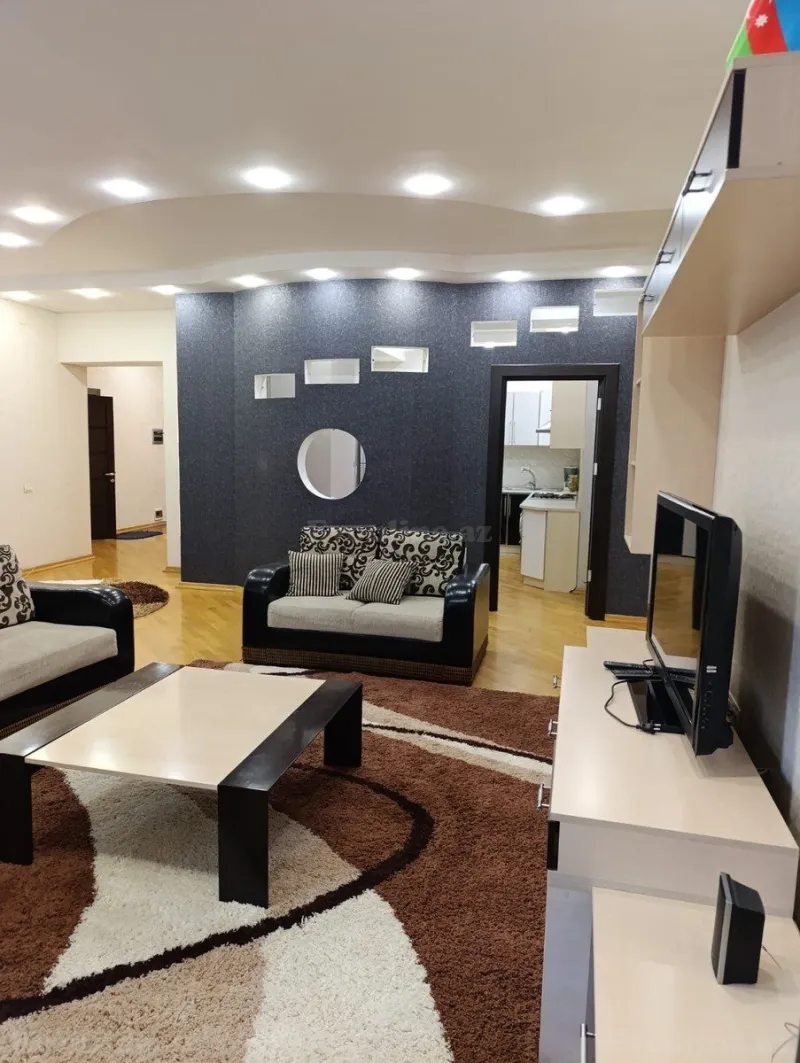 Kirayə verilir 3 otaqlı Mənzil Yeni tikili 150 m² 28 May m. - şəkil 4