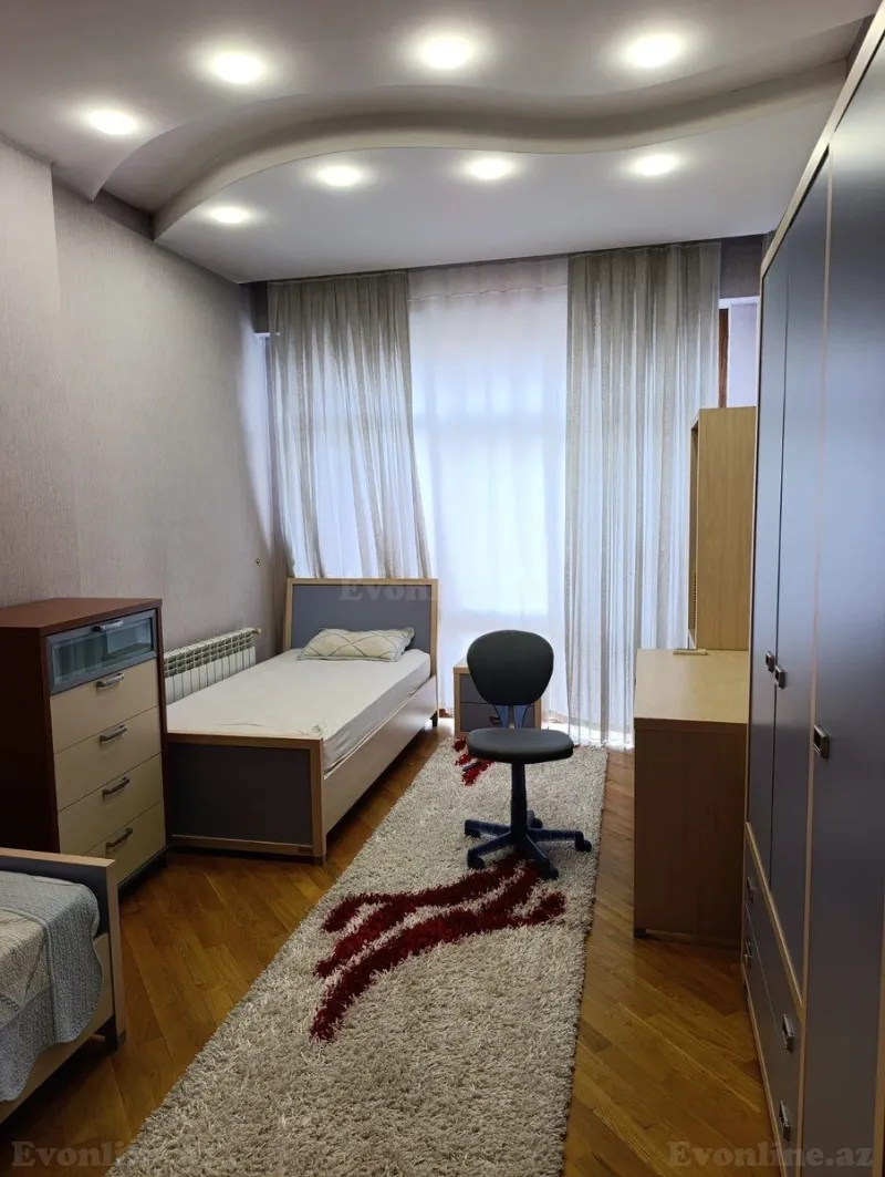 Kirayə verilir 3 otaqlı Mənzil Yeni tikili 150 m² 28 May m. - şəkil 7