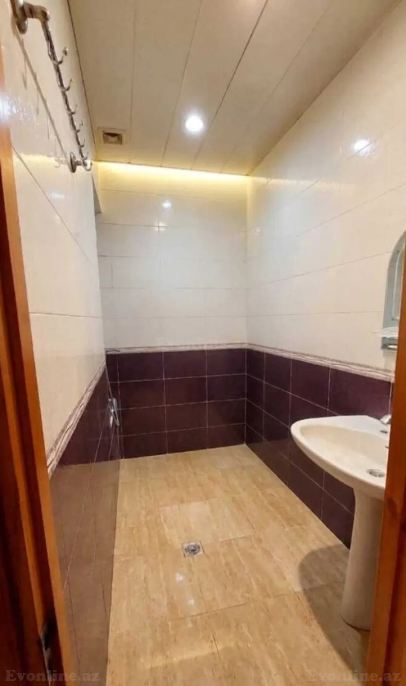 Satılır 2 otaqlı Mənzil Köhnə tikili 65 m² Nərimanov r. - şəkil 5