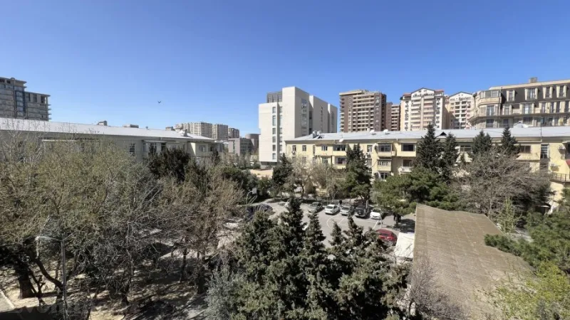 Satılır 3 otaqlı Mənzil Köhnə tikili 110 m² Xətai m. - şəkil 8