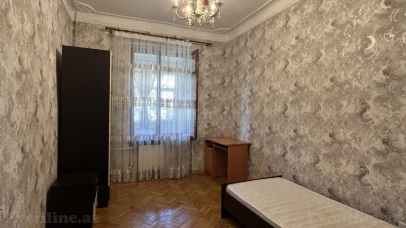 Satılır 3 otaqlı Mənzil Köhnə tikili 110 m² Xətai m. - şəkil 13