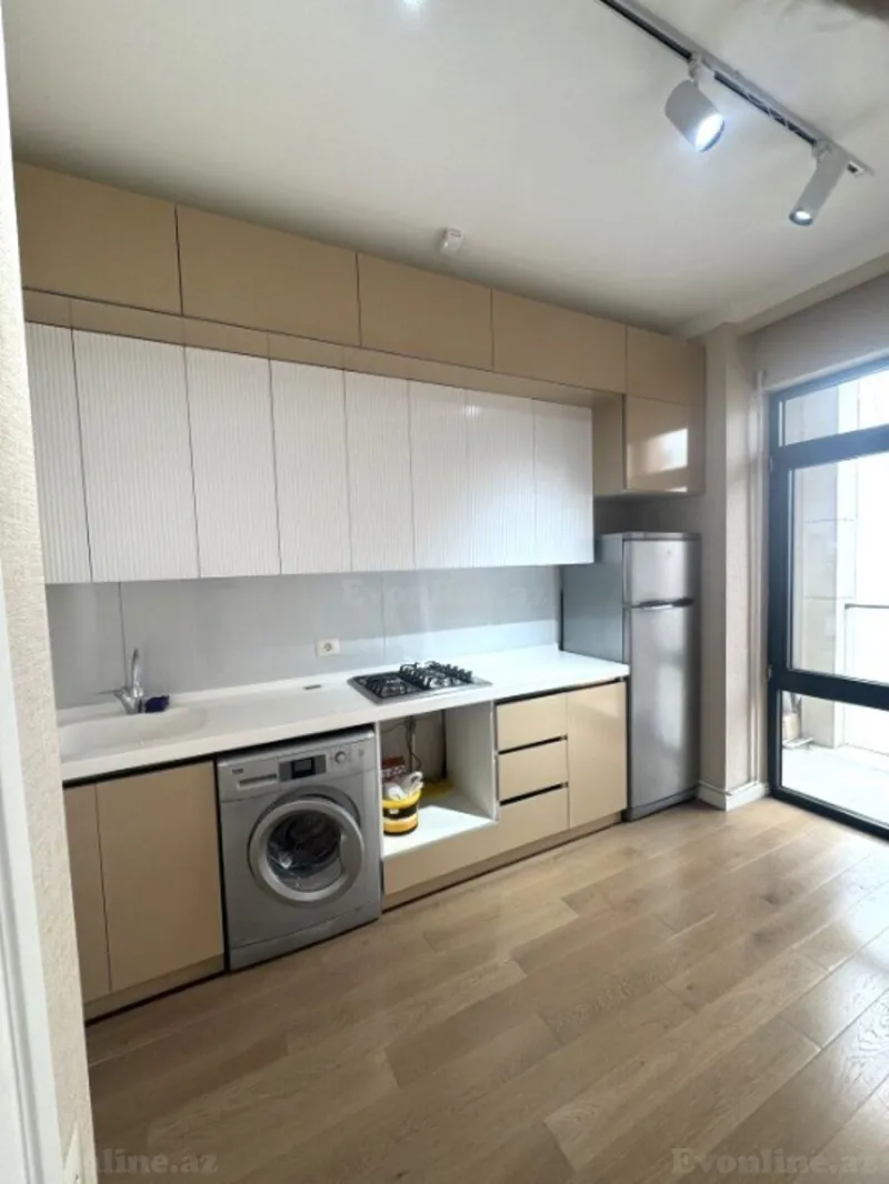 Satılır 2 otaqlı Mənzil Yeni tikili 64 m² Yasamal r. - şəkil 5