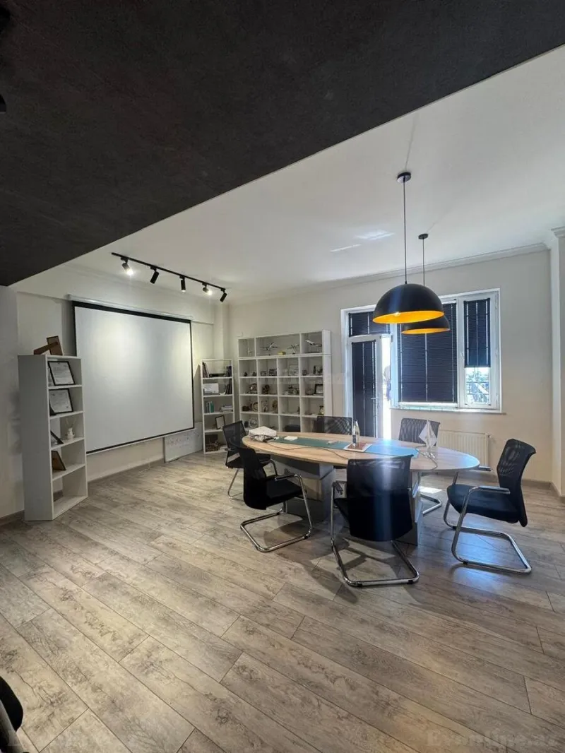 Satılır Obyekt 370 m² Xətai m.