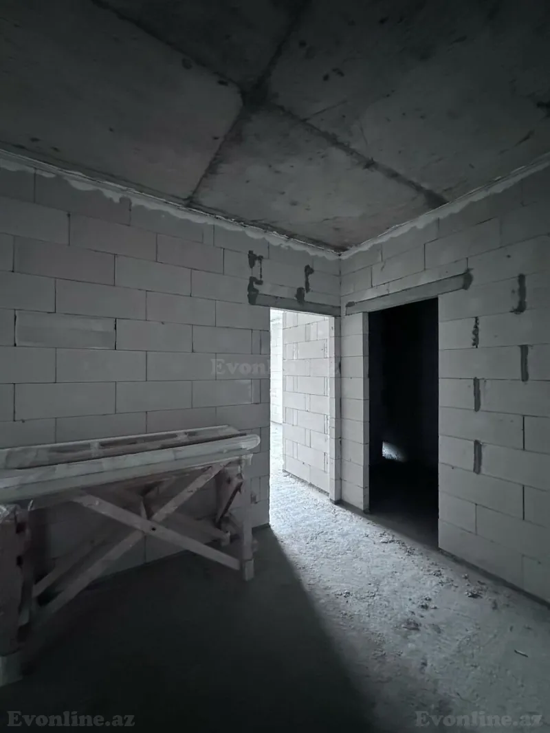 Satılır 4 otaqlı Mənzil Yeni tikili 186 m² 8 Noyabr m. - şəkil 4