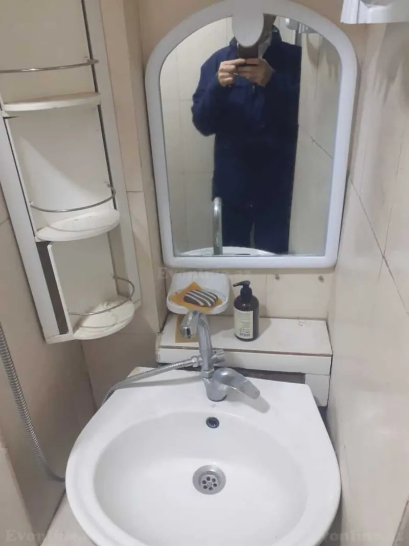 Satılır 2 otaqlı Mənzil Köhnə tikili 52 m² 28 May m. - şəkil 13