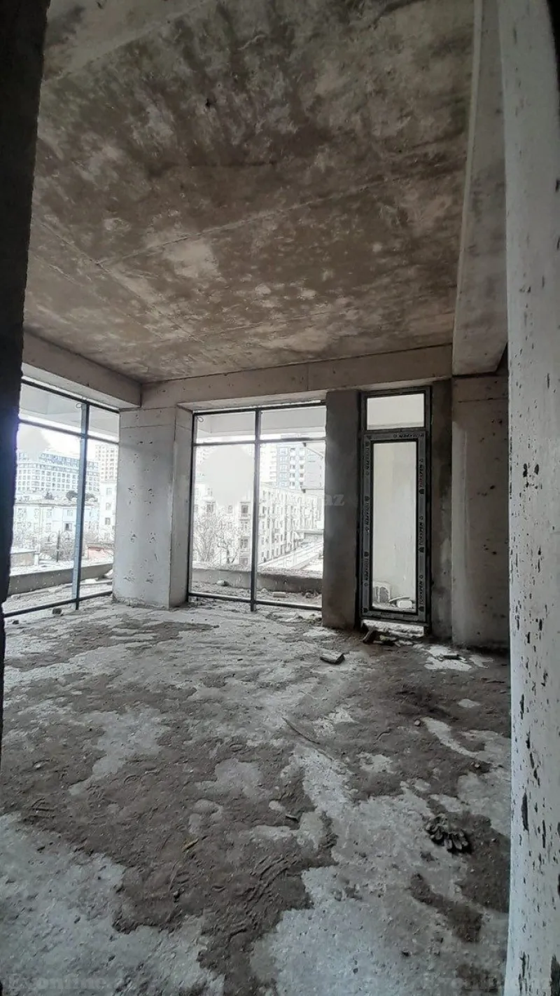 Satılır 3 otaqlı Mənzil Yeni tikili 145 m² 28 May m. - şəkil 5