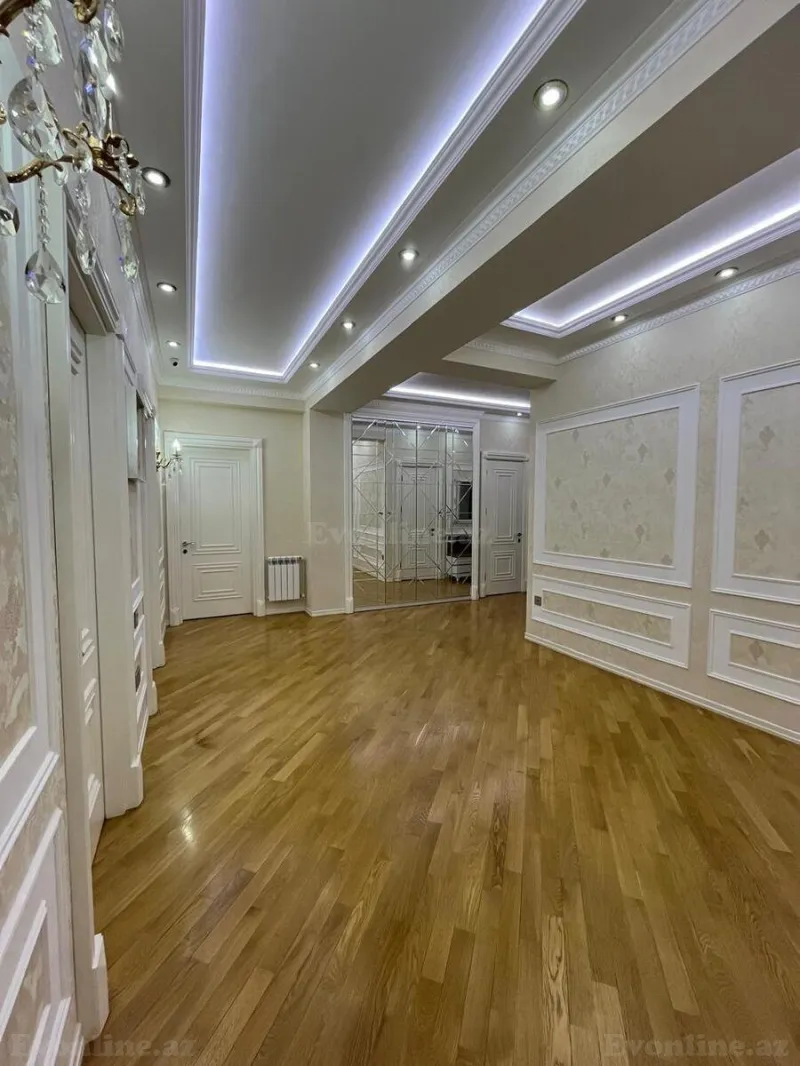 Satılır 4 otaqlı Mənzil Yeni tikili 165 m² 8-ci mikrorayon - şəkil 15