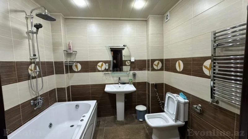 Kirayə verilir 3 otaqlı Mənzil Yeni tikili 125 m² Nəsimi r. - şəkil 7