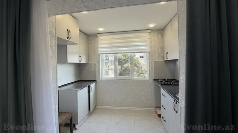 Satılır 2 otaqlı Mənzil Köhnə tikili 35 m² Nizami r. - şəkil 3