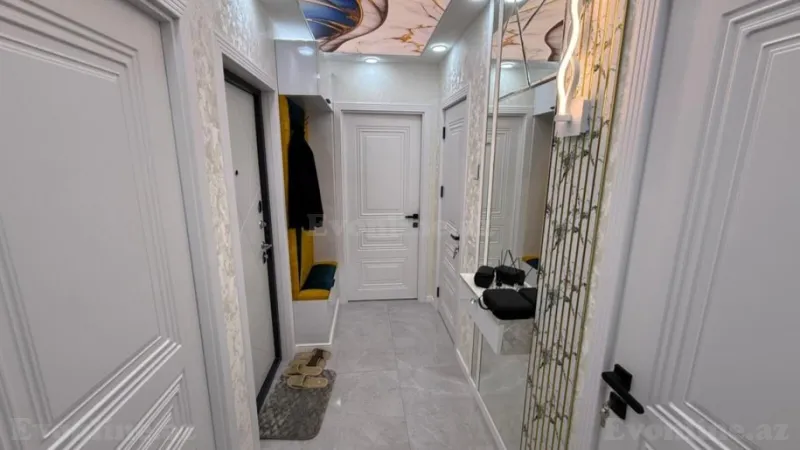 Satılır 3 otaqlı Mənzil Köhnə tikili 65 m² Əhmədli