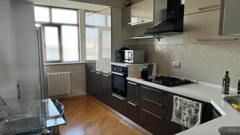 Kirayə verilir 3 otaqlı Mənzil Yeni tikili 200 m² Sahil m. - şəkil 4