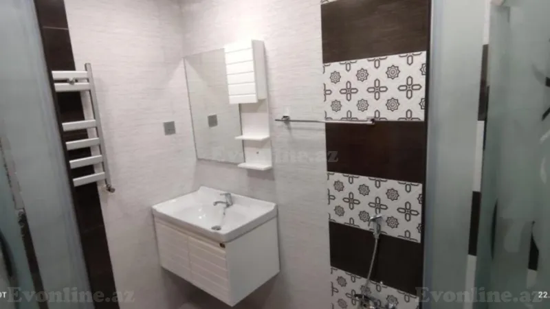 Satılır 2 otaqlı Mənzil Yeni tikili 85 m² Nəsimi r. - şəkil 12