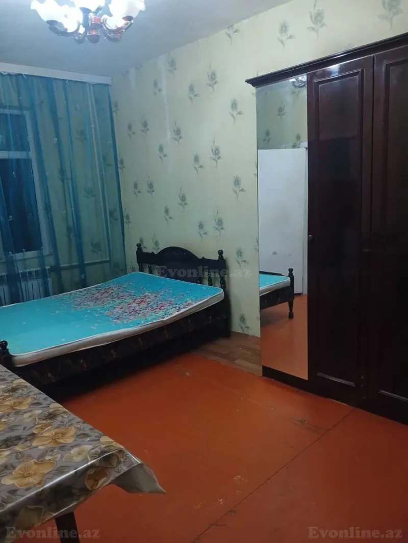 Kirayə verilir 1 otaqlı Mənzil Köhnə tikili 35 m² 1-ci mikrorayon