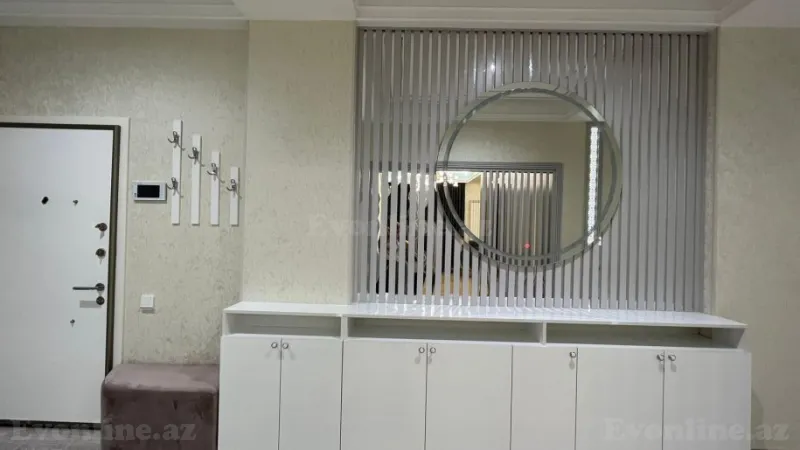 Kirayə verilir 3 otaqlı Mənzil Yeni tikili 160 m² Xətai r. - şəkil 16