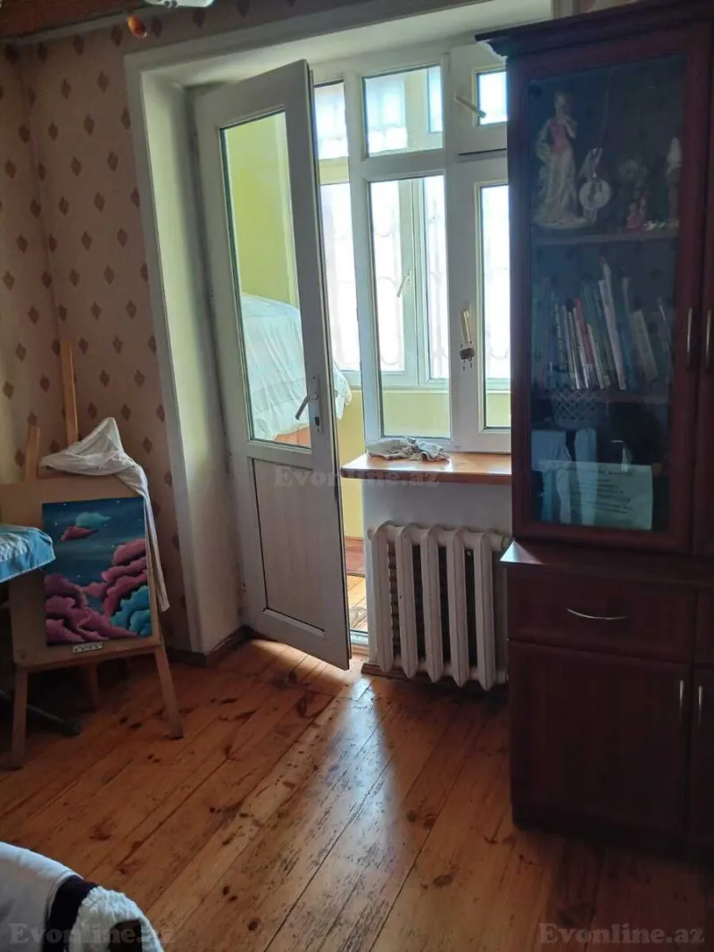 Satılır 5 otaqlı Mənzil Köhnə tikili 110 m² Badamdar - şəkil 4