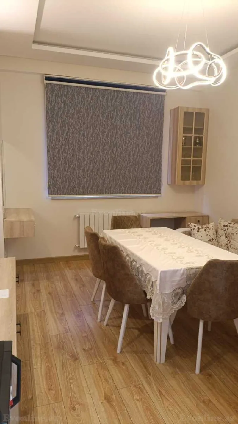 Kirayə verilir 2 otaqlı Mənzil Yeni tikili 75 m² Xətai r.
