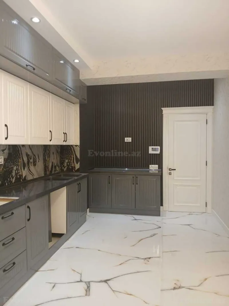 Satılır 4 otaqlı Mənzil Yeni tikili 215 m² 6-cı mikrorayon - şəkil 7